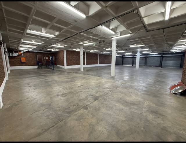 4,810M² BUILDING FOR SALE IN FERNDALE